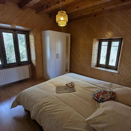 Le De Saury Apartman *