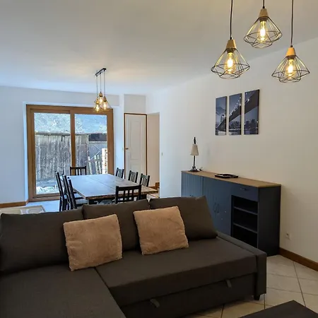 Apartman Le De Saury *