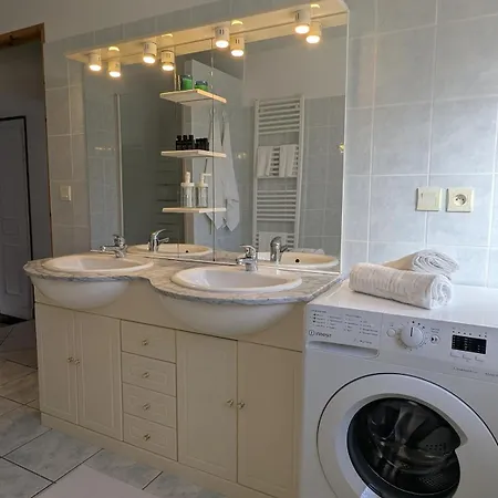 Apartman Le De Saury *